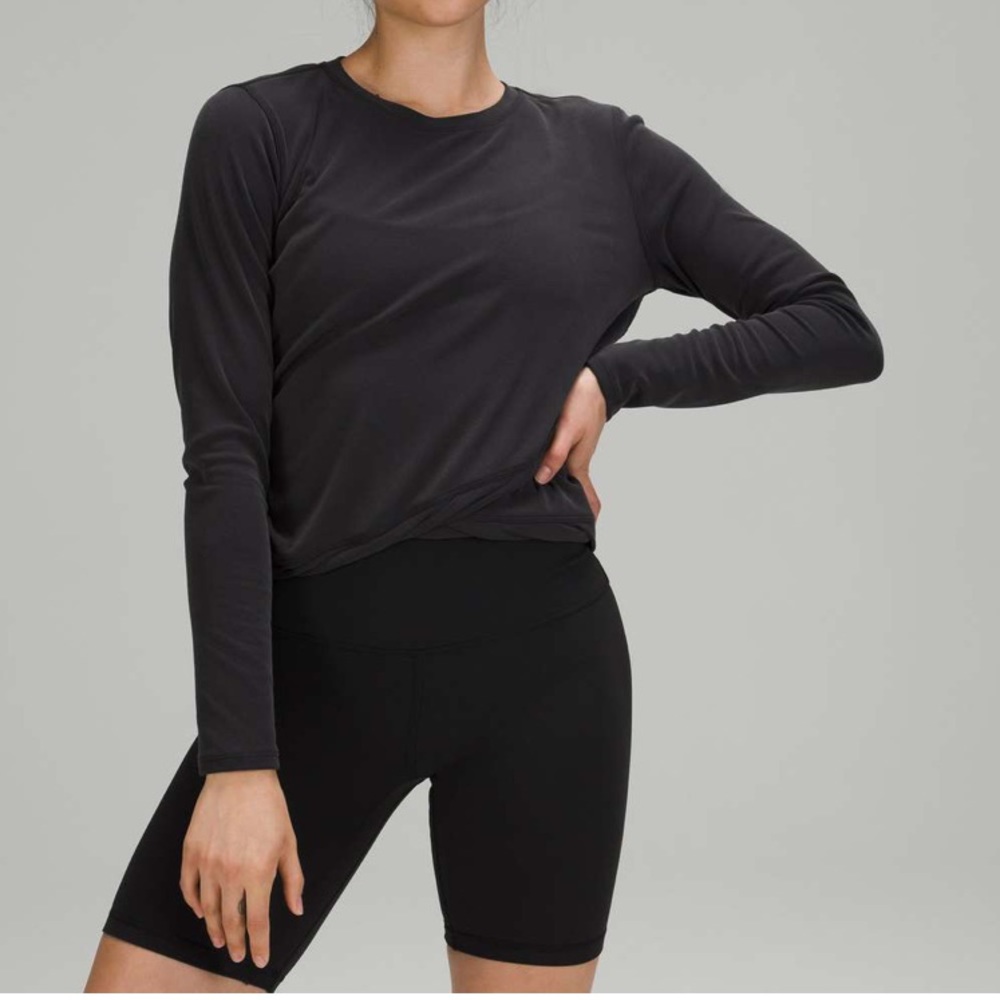 Lululemon Do The Twist long sleeve shirt